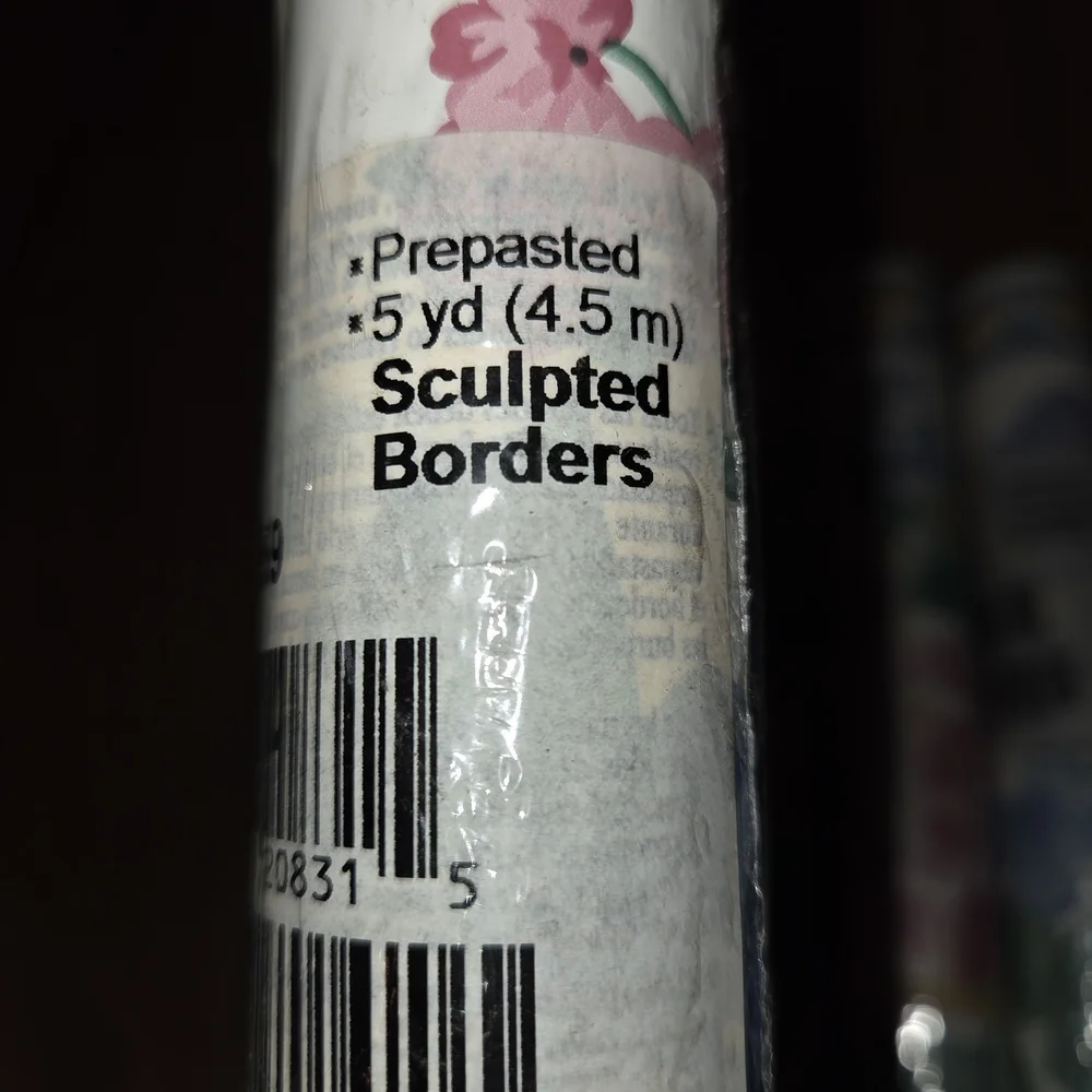 Set of 4 Scalloped Edge fForal Wallpaper Borders 5 Yards Each